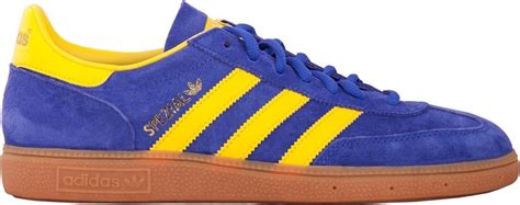 blauw met roze adidas|Blauwe schoenen .